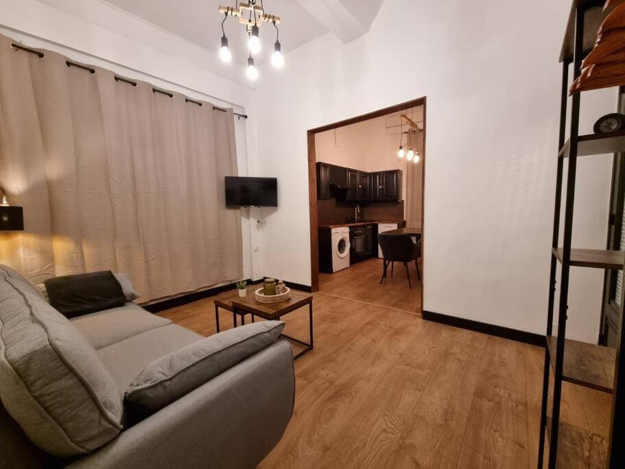 Апартаменты Chez Sam Сен-Лоран-де-ла-Саланк Экстерьер фото